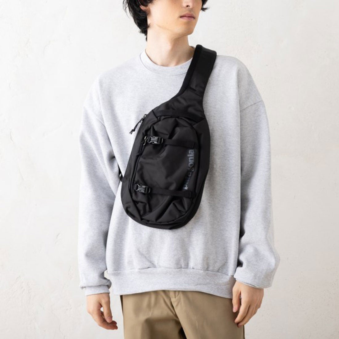 パタゴニア Patagonia ボディバッグ アトム スリング 8L ブラック