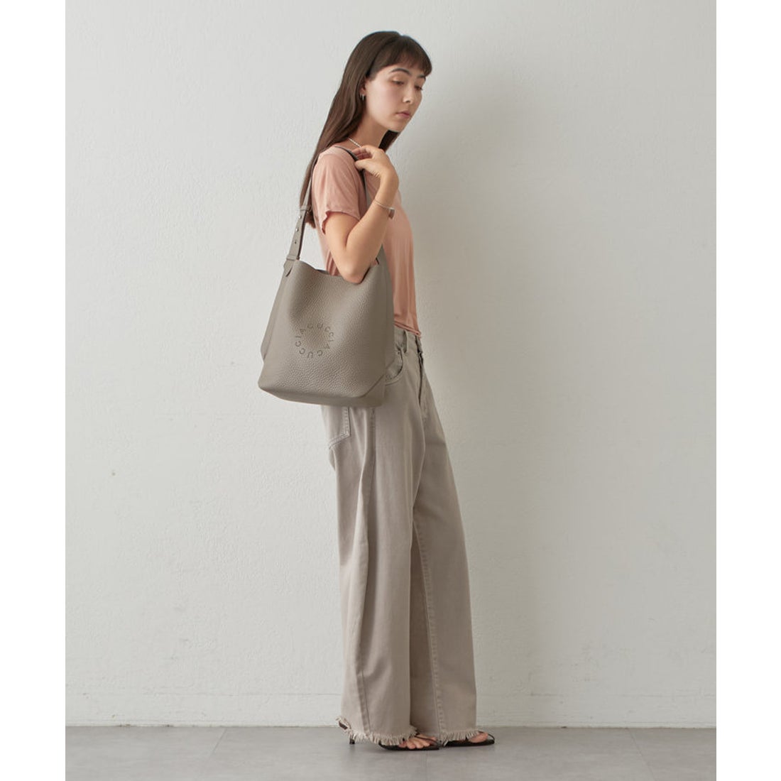 イアクッチ IACUCCI グッシオ ワンハンドルトート ALCE （taupe