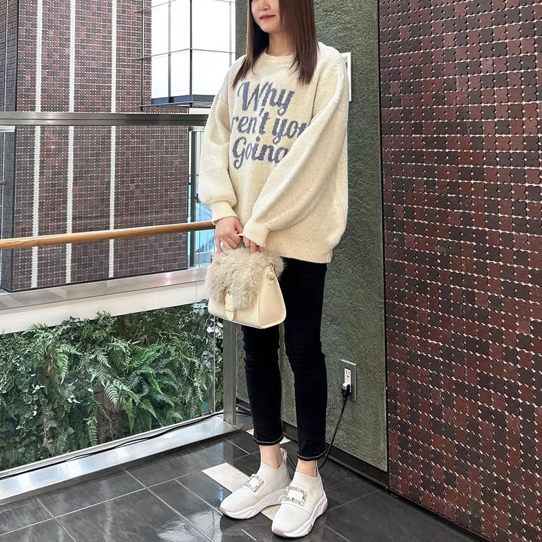 プラスダイアナ ＋diana 【軽量・撥水加工】クリスタルバックル ニット