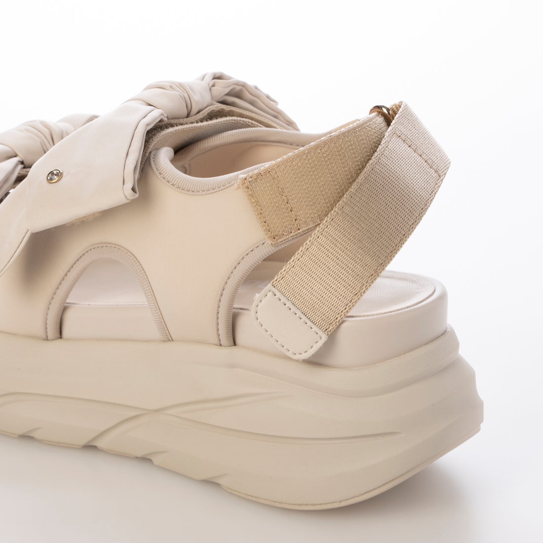 プラスダイアナ ＋diana ダブルリボンサンダル （ベージュ生地） -靴