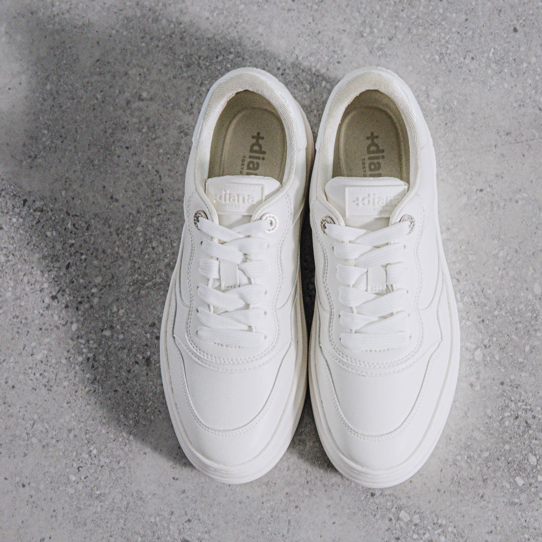 プラスダイアナ ＋diana 【軽量】サステナブルスニーカー （白人工