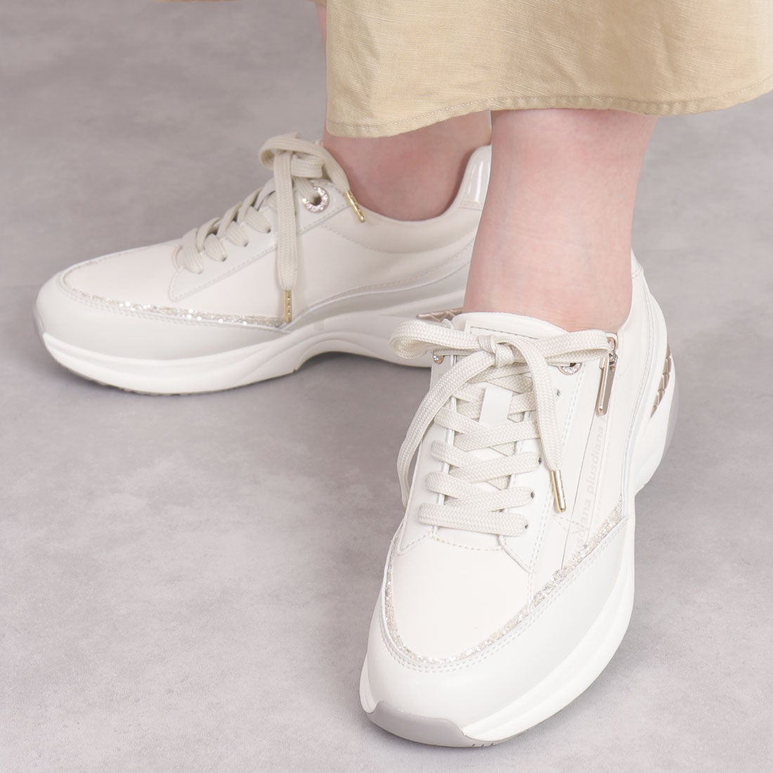 レイン対応】プラスダイアナ ＋diana オールウェザースニーカー （白