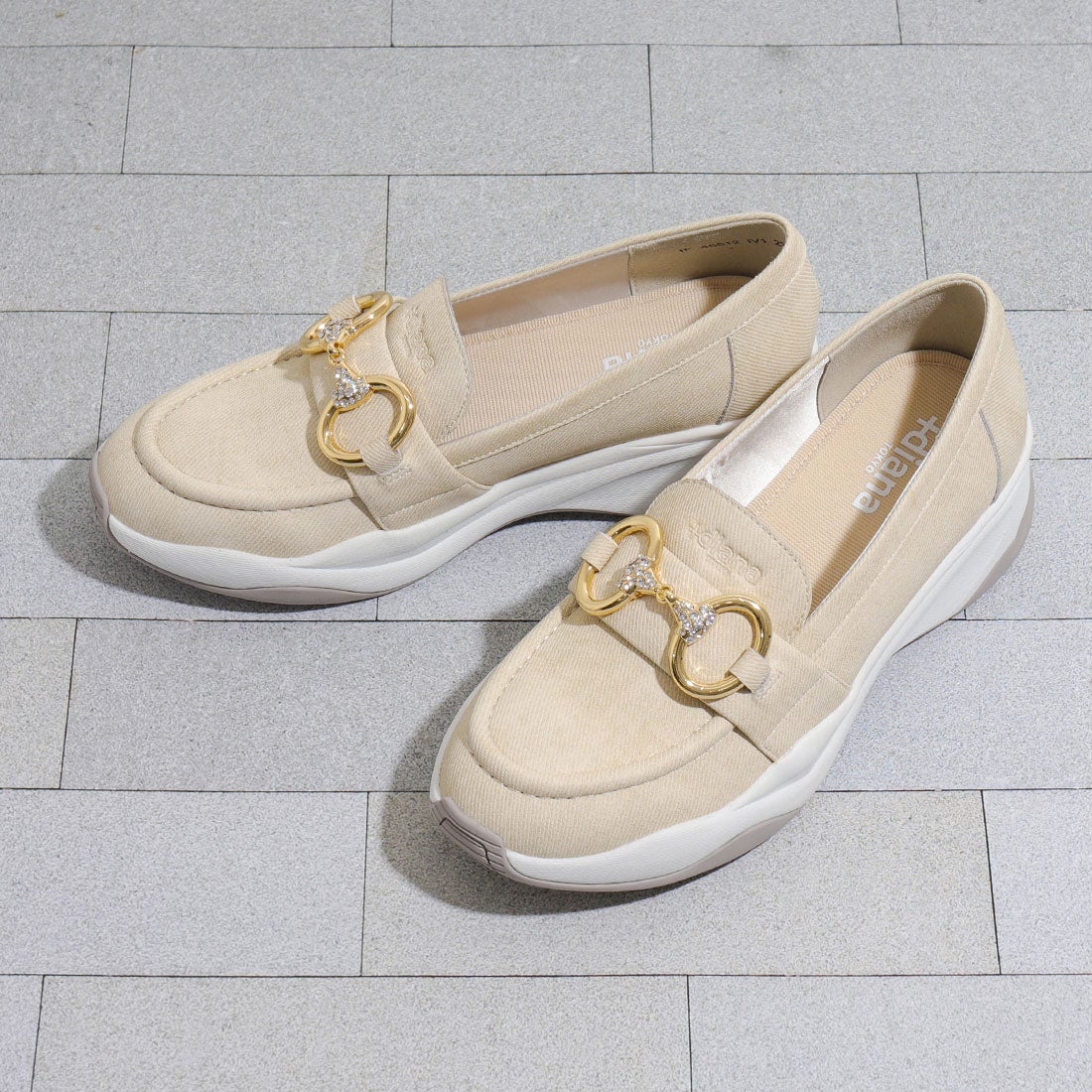 プラスダイアナ ＋diana カジュアルビットローファー （アイボリー人工