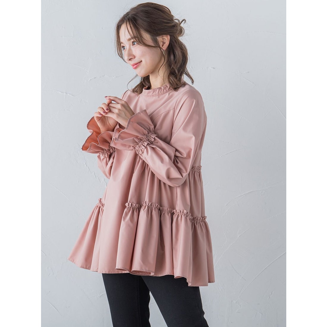 クイーンズコート QUEENS COURT サイドフリルチュニックブラウス≪洗濯