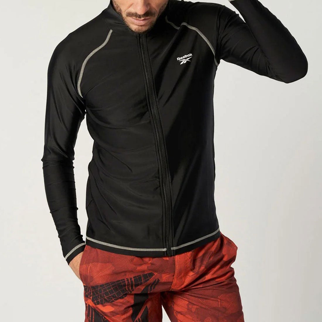 Reebok Swimwear MENSラッシュガード （ブラック） -Reebok 公式