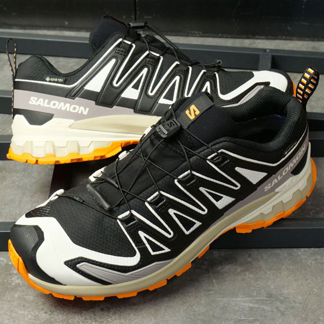 サロモン SALOMON XA PRO 3D V9 GTX BLACK/VANILLA-ICE/TURMERIC