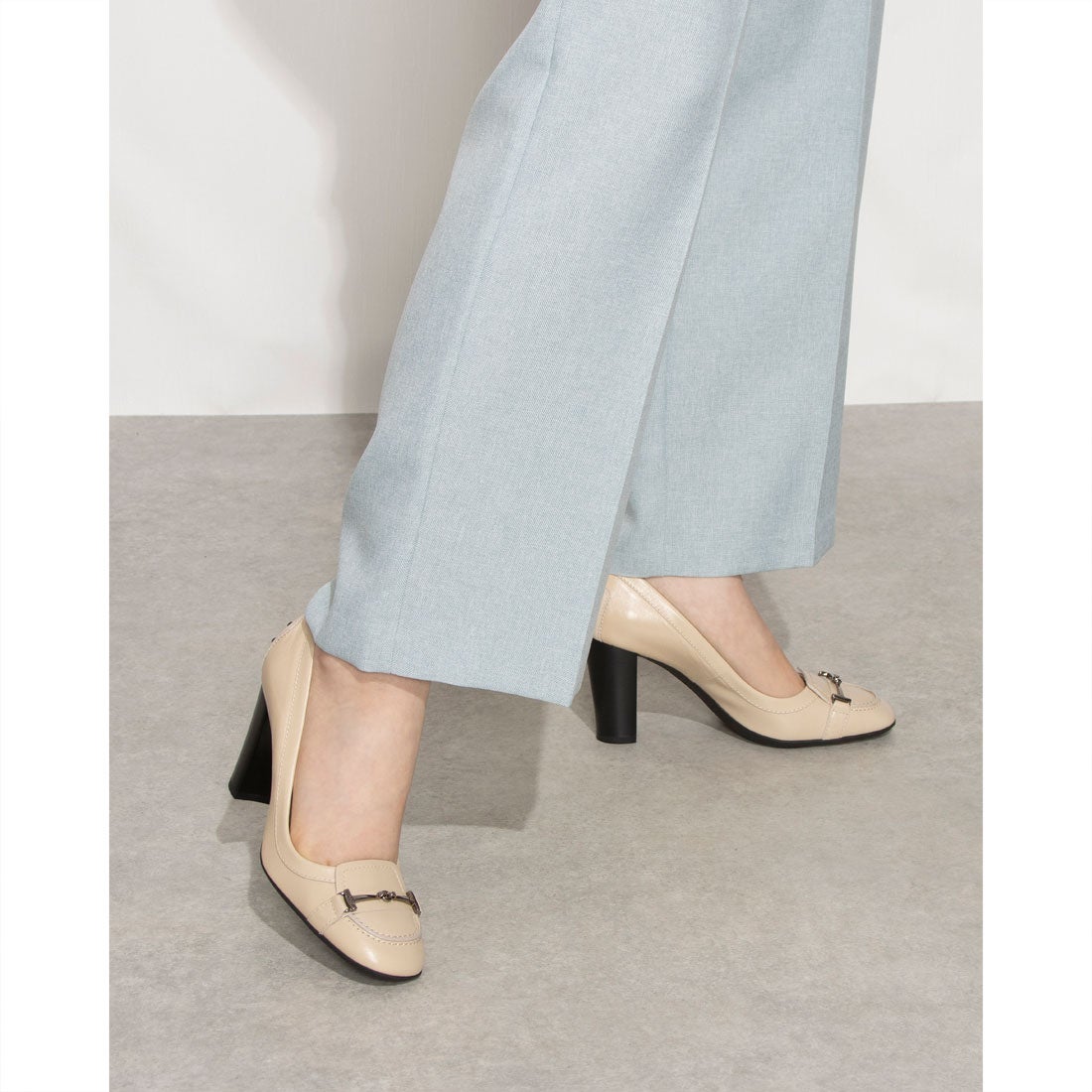 トッズ TOD'S ビット ヒールパンプス （NUDE） - ファッション通販