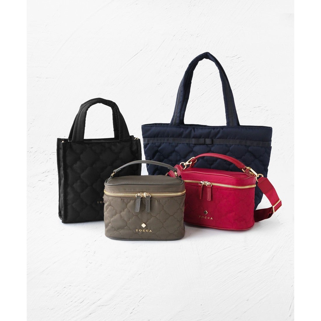 新品】TOCCA トッカのクローバーキルトマザーズバッグ ネイビー TOCCA