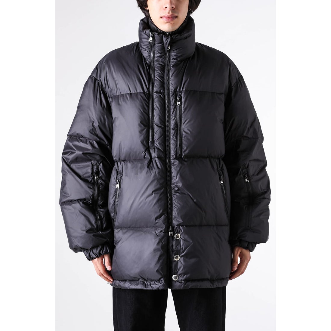 タカヒロミヤシタザソロイスト TAKAHIROMIYASHITATheSoloist. down