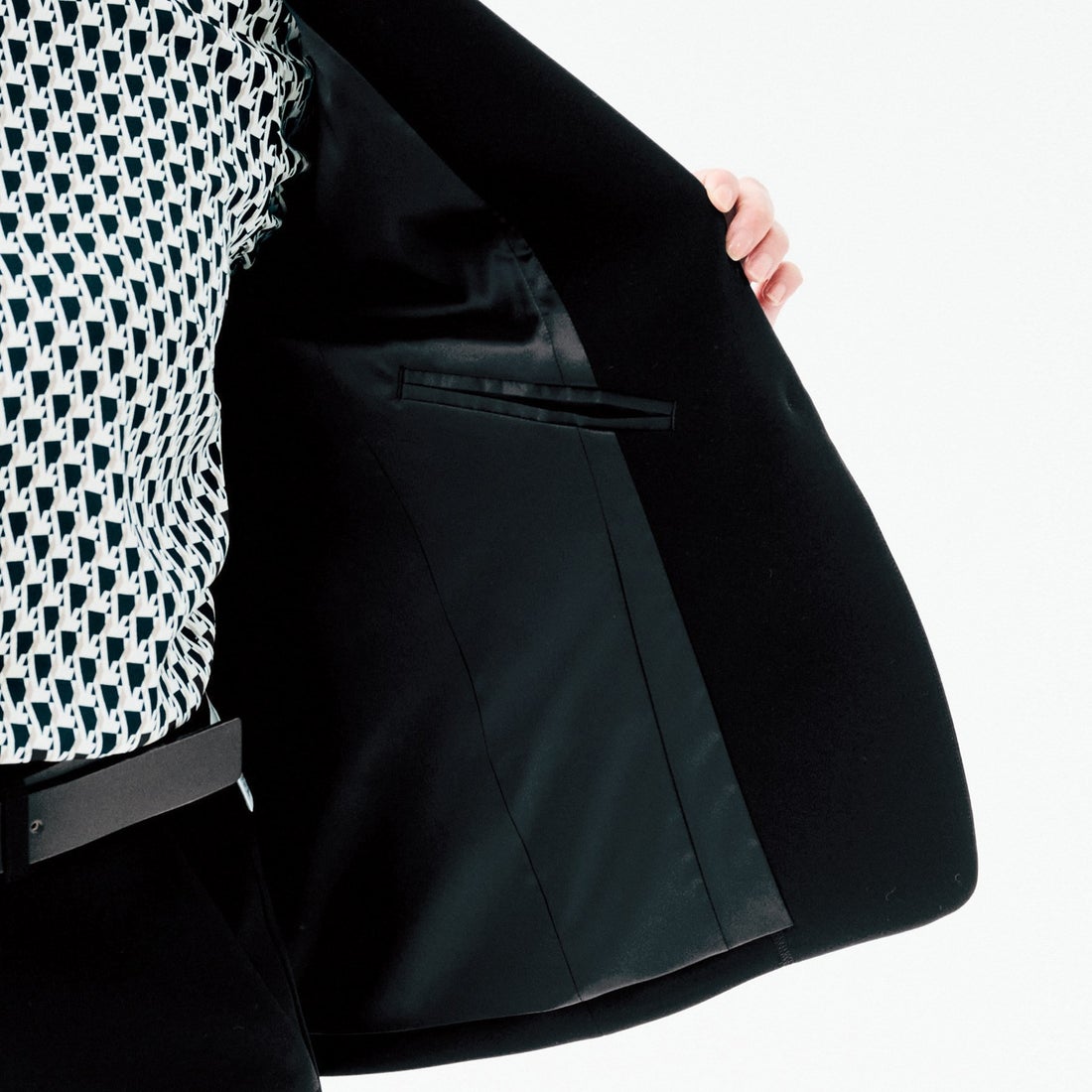 アンタイトル UNTITLED テーラードジャケット （ブラック(019