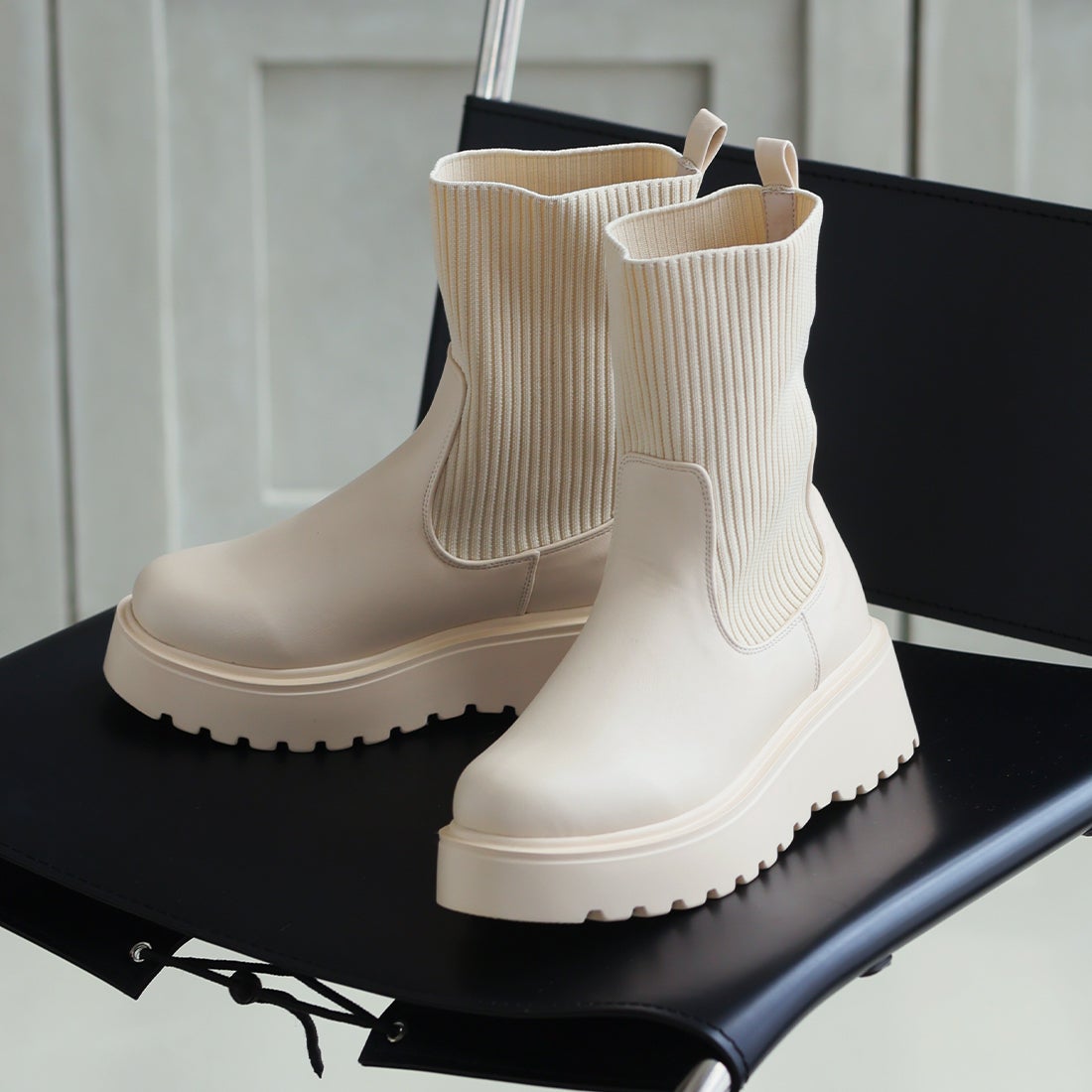 ヴィヴィアン VIVIAN 厚底ニットショートブーツ （ベージュ