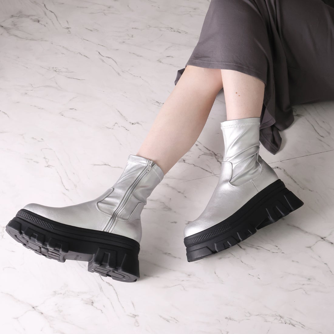 ヴィヴィアン VIVIAN 厚底トラックソールストレッチショートブーツ