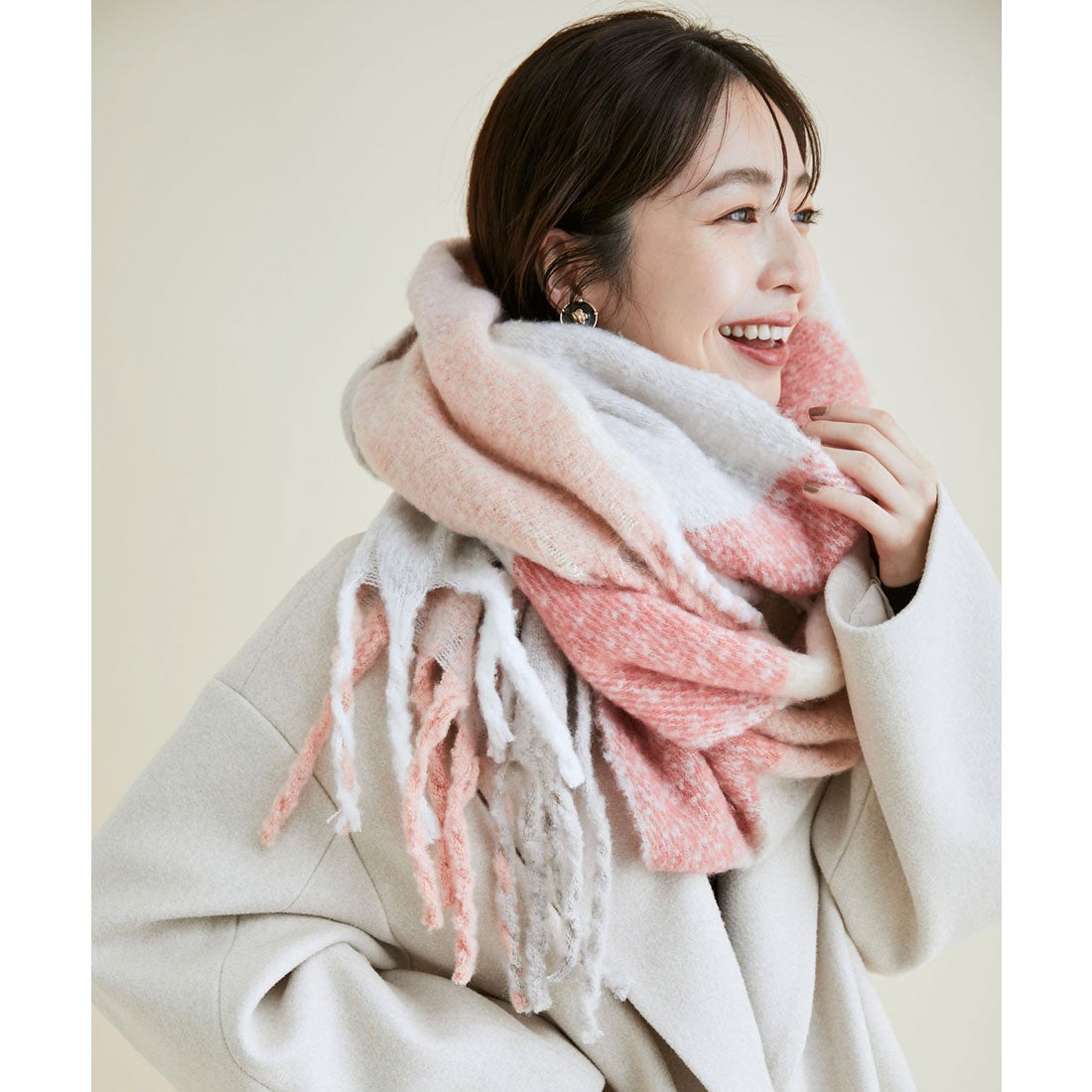 ビス VIS 【静電気防止】ふっくら太フリンジチェックマフラー （ピンク