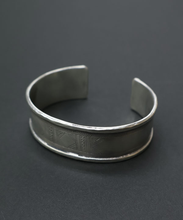 Vantique ヴァンティーク トゥアレグ バングル XL SV - SE7EN