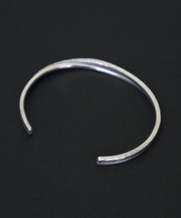 Atease アティース TATAKI CROSS バングル - SE7EN