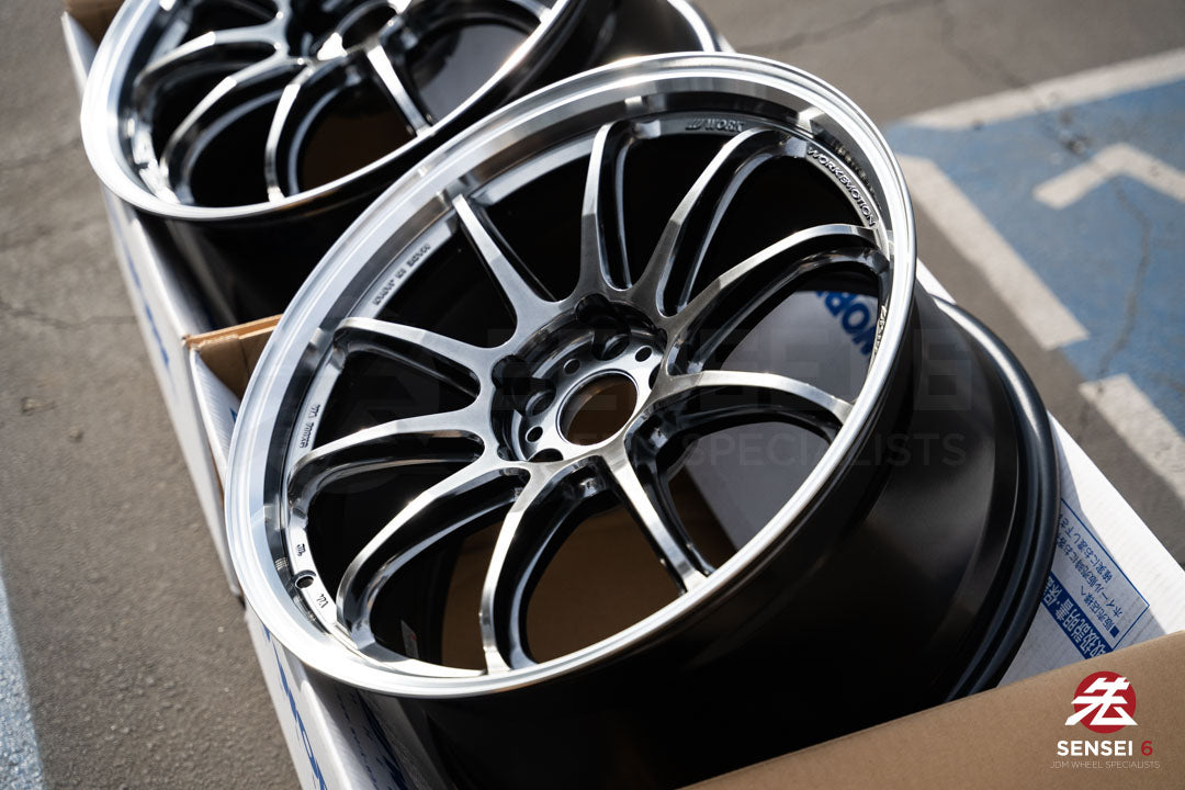 Work Emotion ZR10 1P / 19x8.5 +38, 19x9.5 +38 / 5x114.3 / Glim