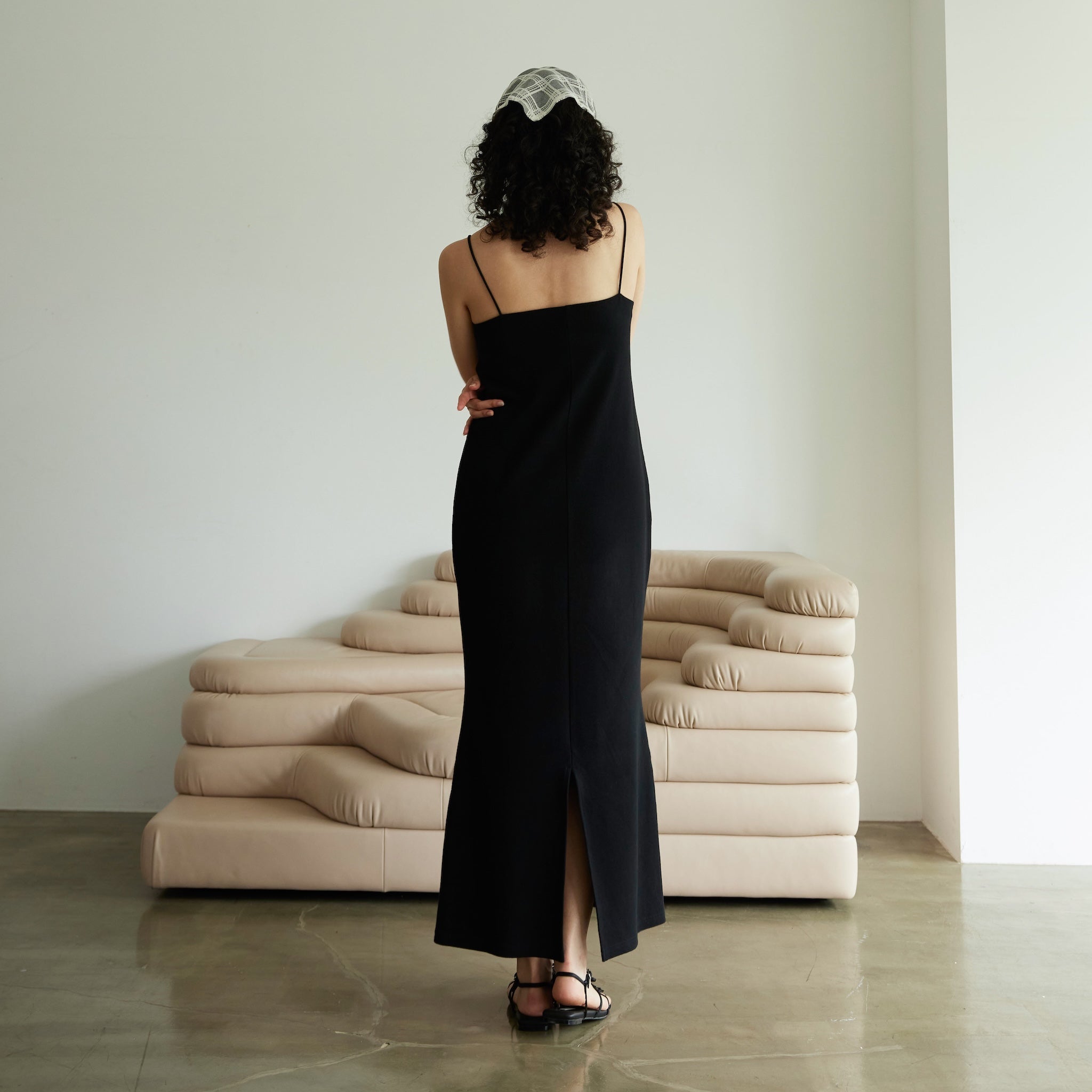 パッドin RIB mermaid Vカットキャミドレス