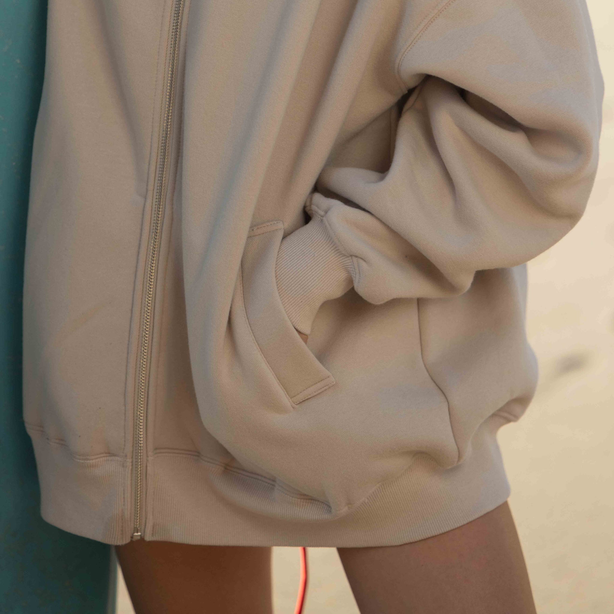 Volume Sweat Big Zipフーディー