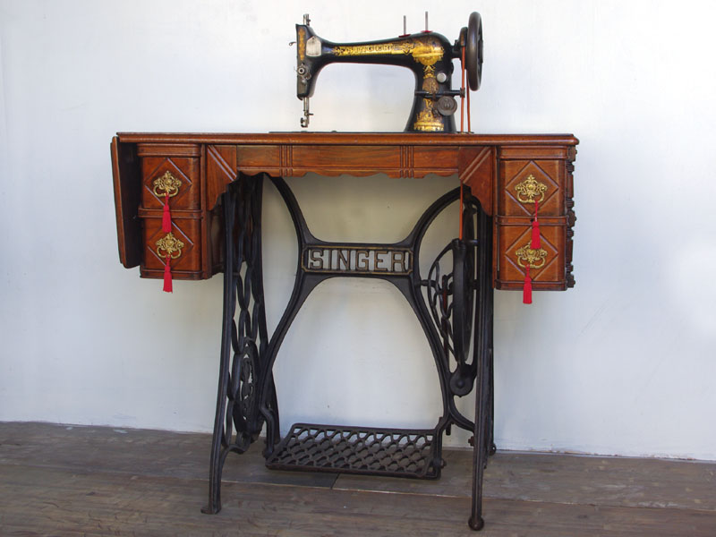 No.326 SINGER 27K 英国シンガー製 豪華足踏みミシン：アンティーク