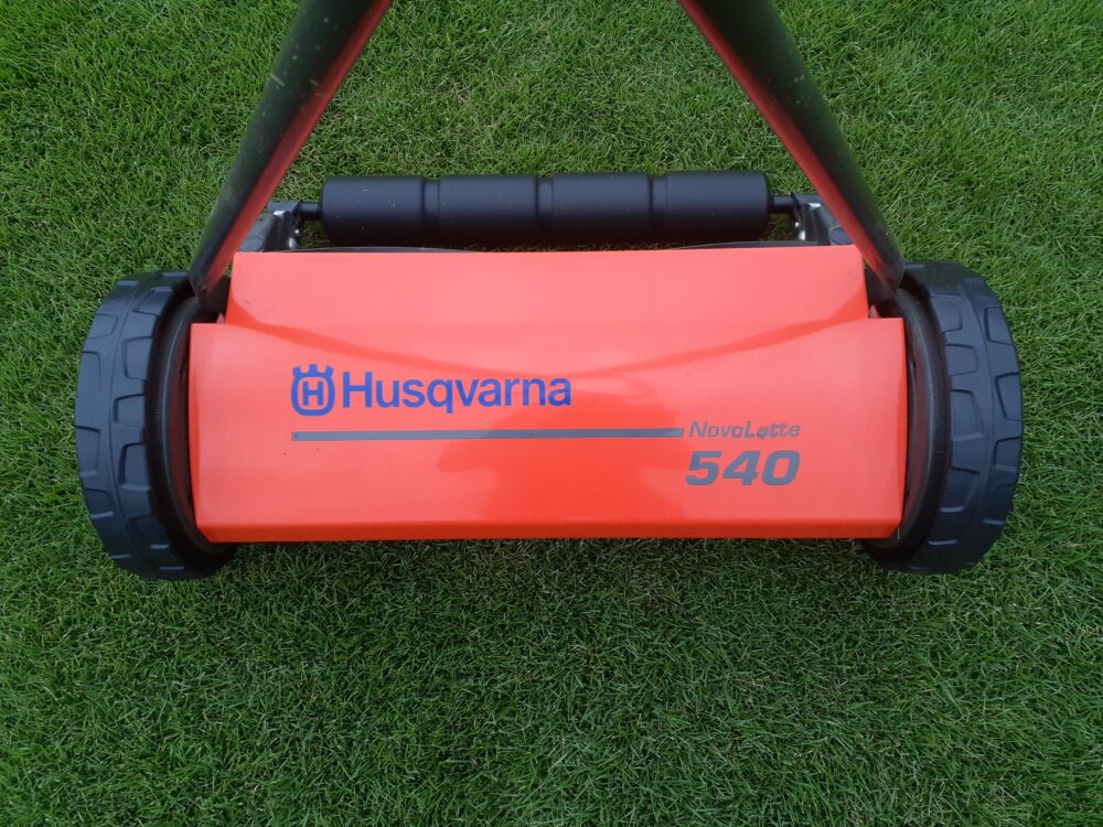 使用歴3年の愛用者がレビュー】ハスクバーナー540ノヴォレット手動芝