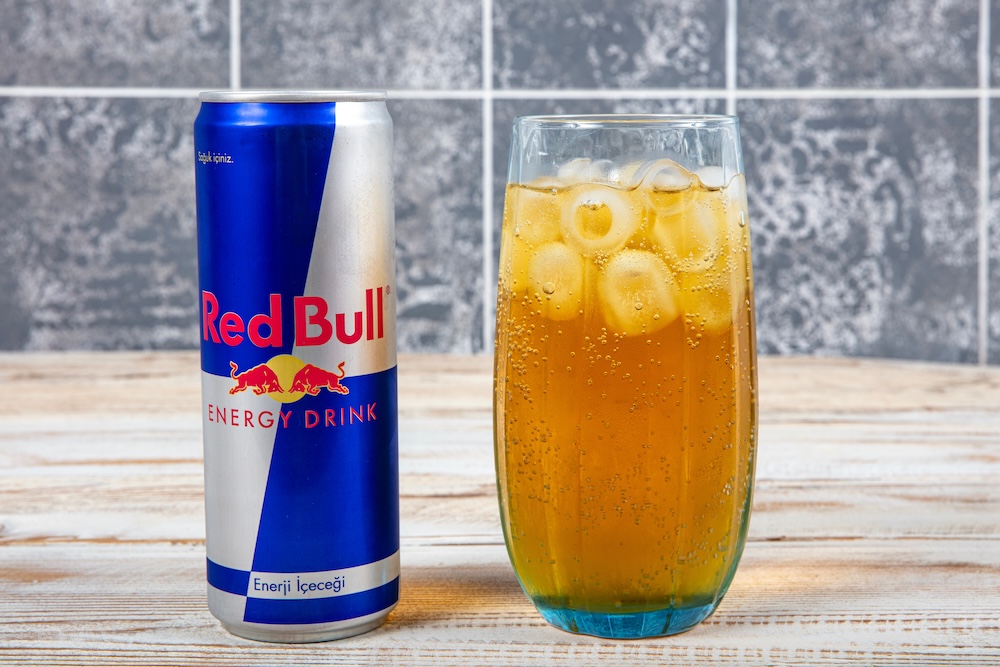 レッドブルが世界No. 1企業になれた理由 | 価値づくり日本【株式会社