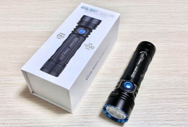 Olight,OLIGH,Seeker,3,Pro,オーライト,シーカー,シーカー3,プロ