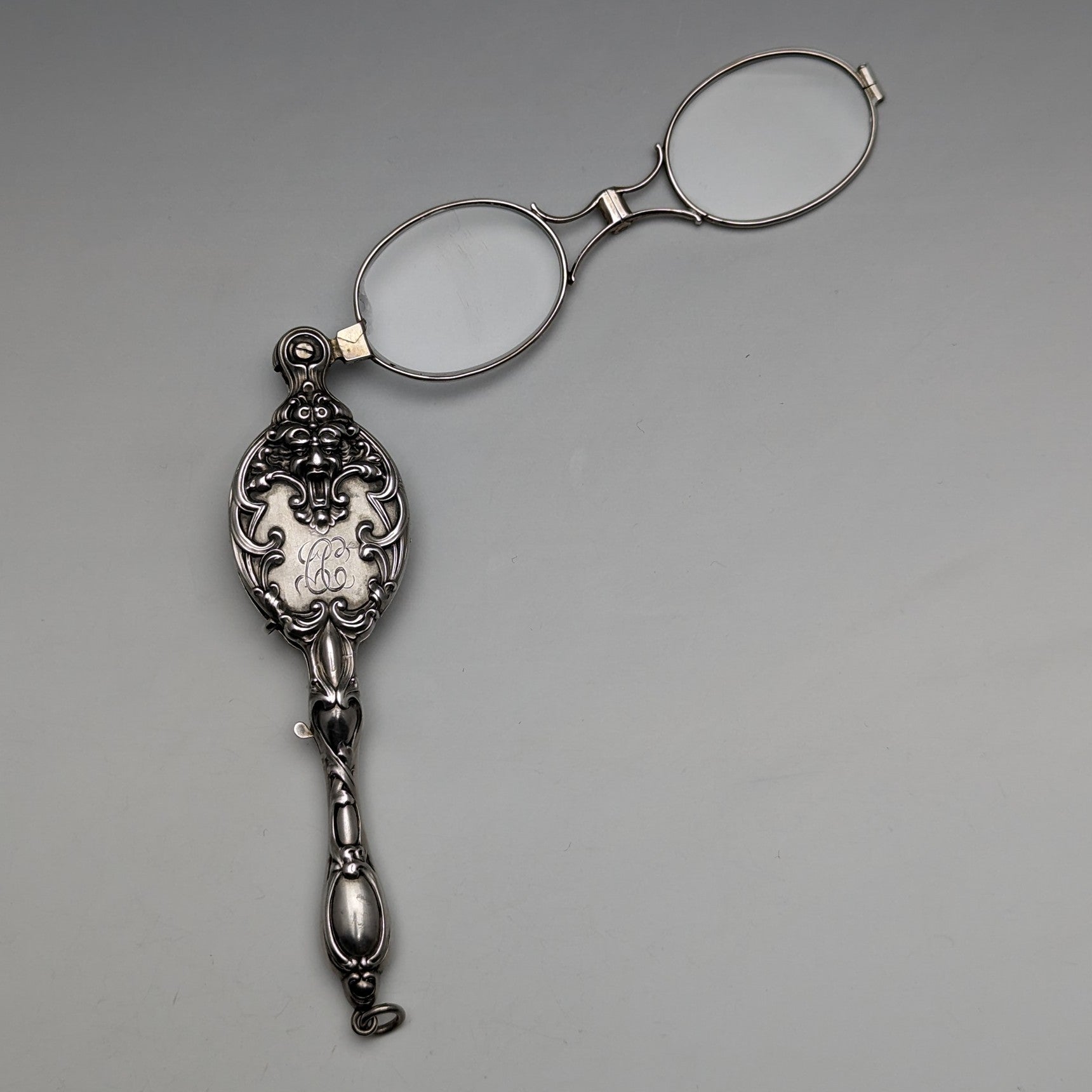 米国アンティーク 純銀製 アール・ヌーヴォー装飾 携帯用折りたたみ式