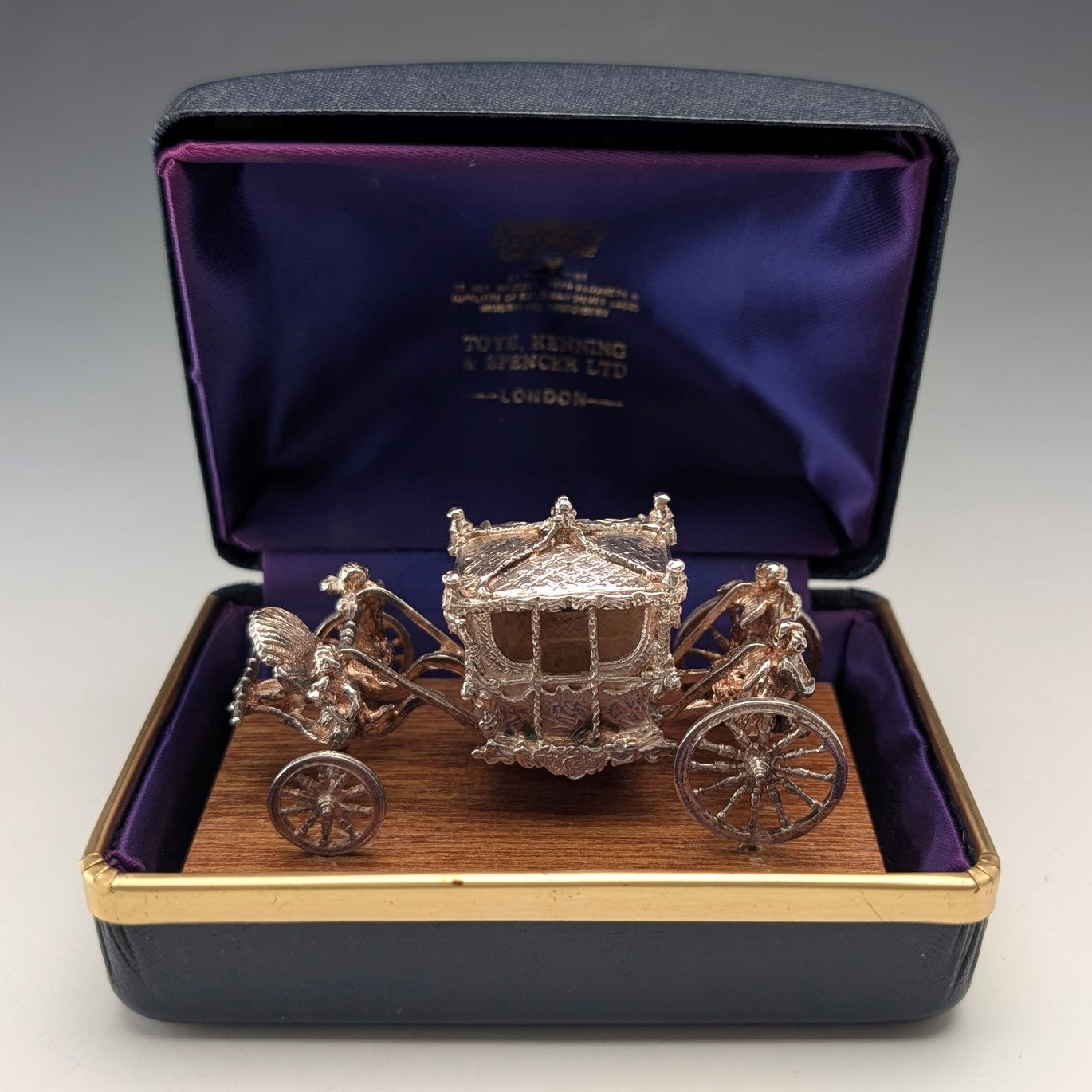 銀製 馬車 置物 925 銀製 SILVER925 馬車 置物 90.0g 金属工芸 銀線