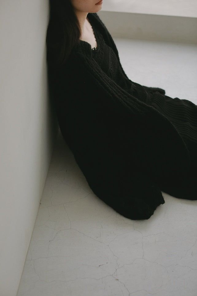 CASA FLINE - アルパカハンドニットカーディガン (ブラック) | Sir