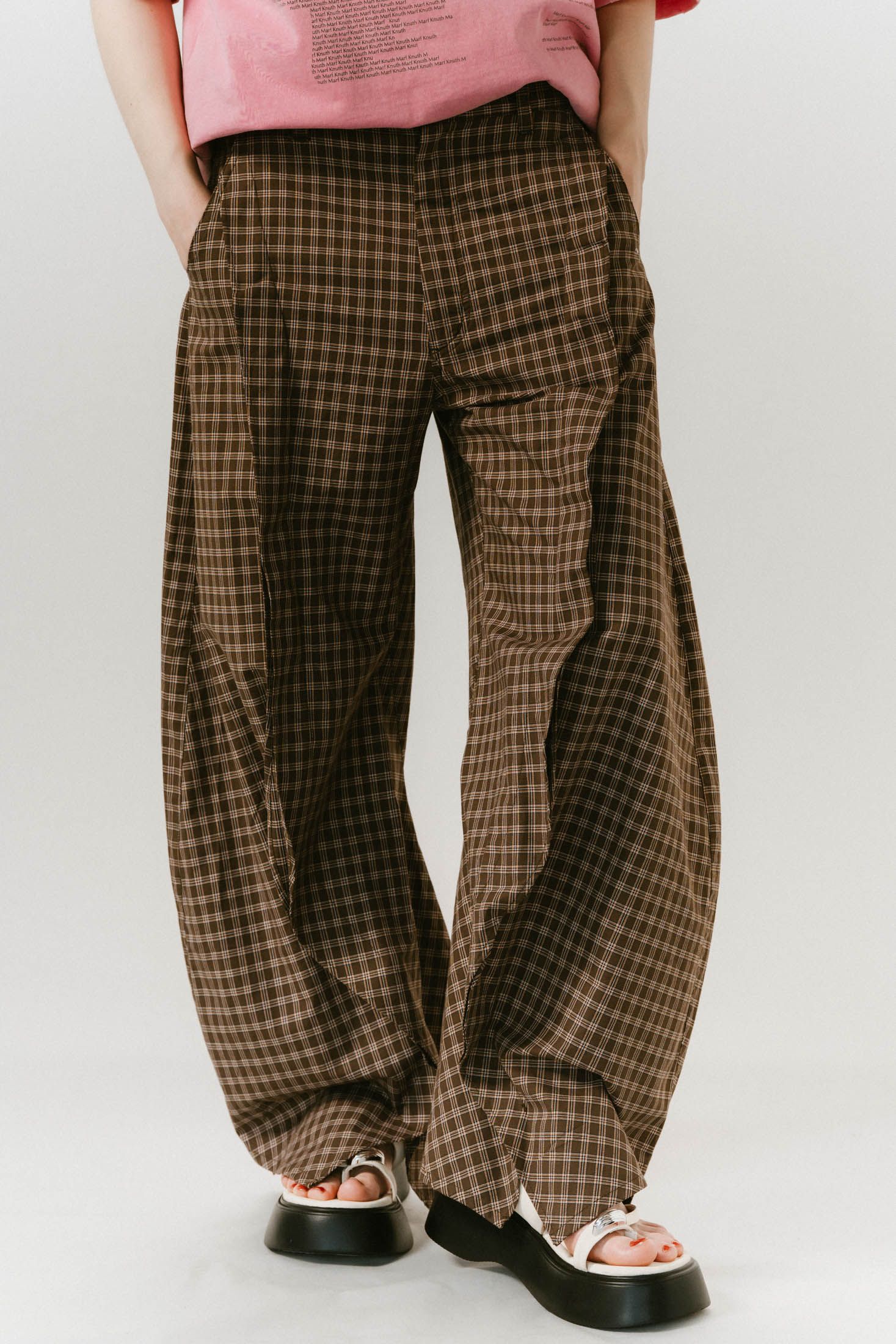 Knuth Marf - slit deformed pants(unisex) / スリット ディフォームド