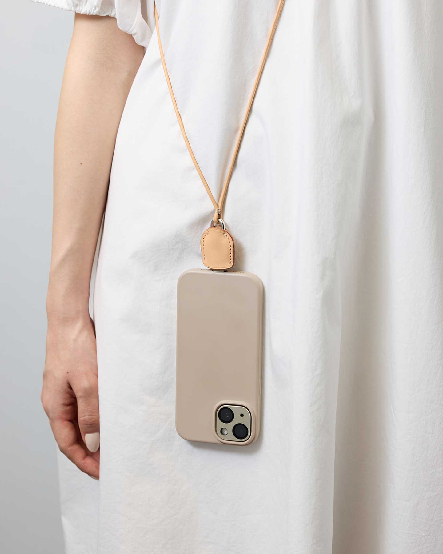 Smartphone Shoulder BEIGE – SIRI SIRI | シリシリ