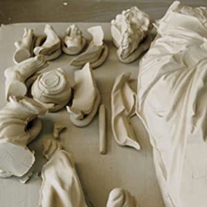 マイセン ミニ干支人形 卯(ウサギ メス) 83644/900300 | イヤー