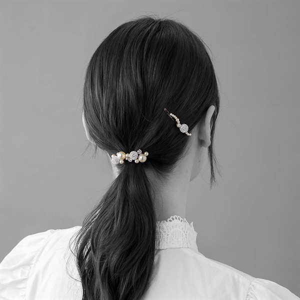 クチュールパヴェパール ポニーフック(ホワイト) | ポニーフック