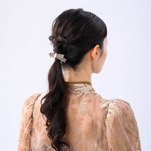 クリスタルメッシュパヴェ ポニー(グレージュ) | ポニー | COMPLEX BIZ