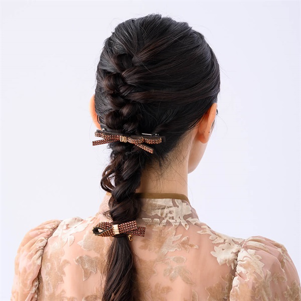 クリスタルメッシュパヴェ ポニー(ライトブラウン) | ポニー | COMPLEX