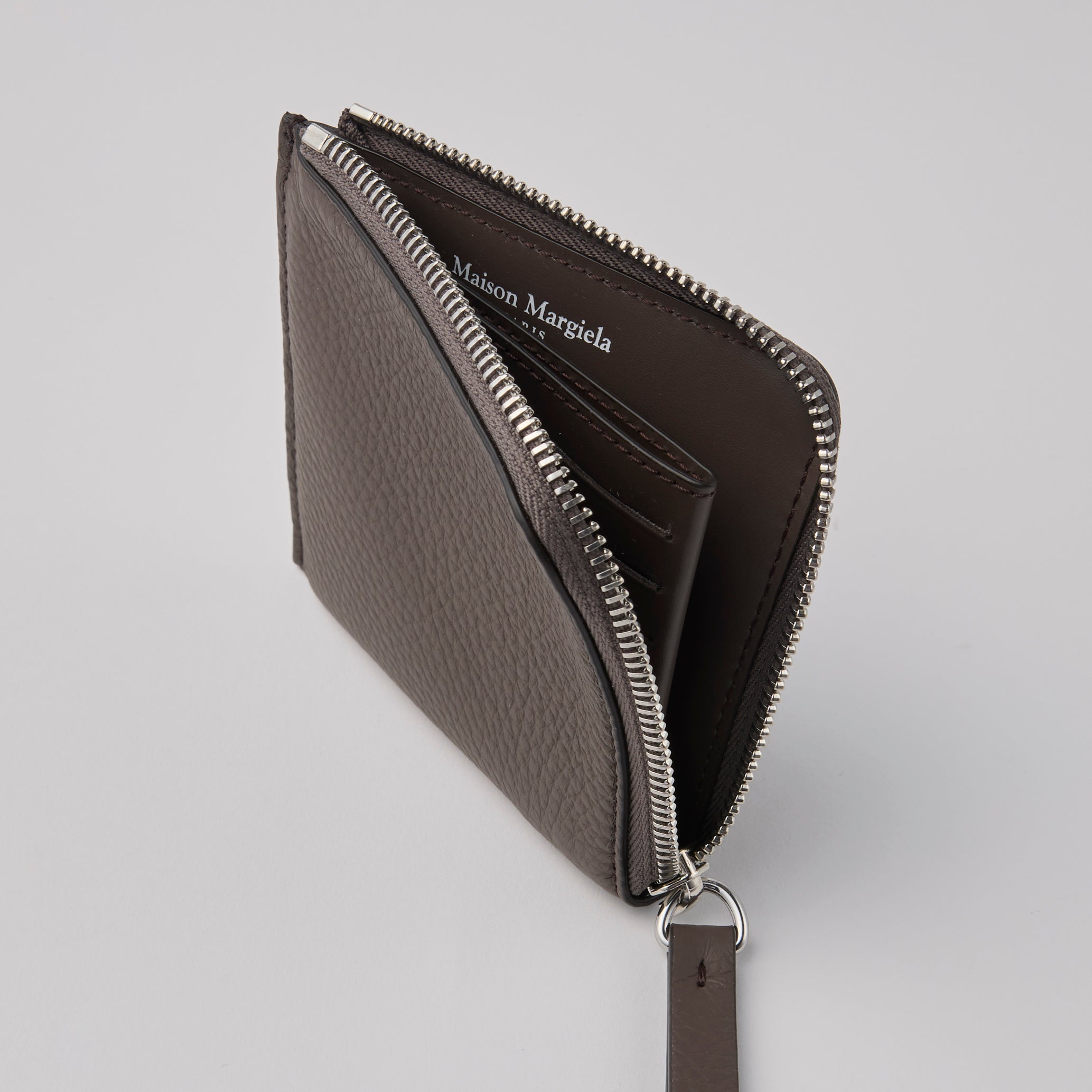 メゾンマルジェラ】ジップアラウンド ウォレット – GQ SHOP