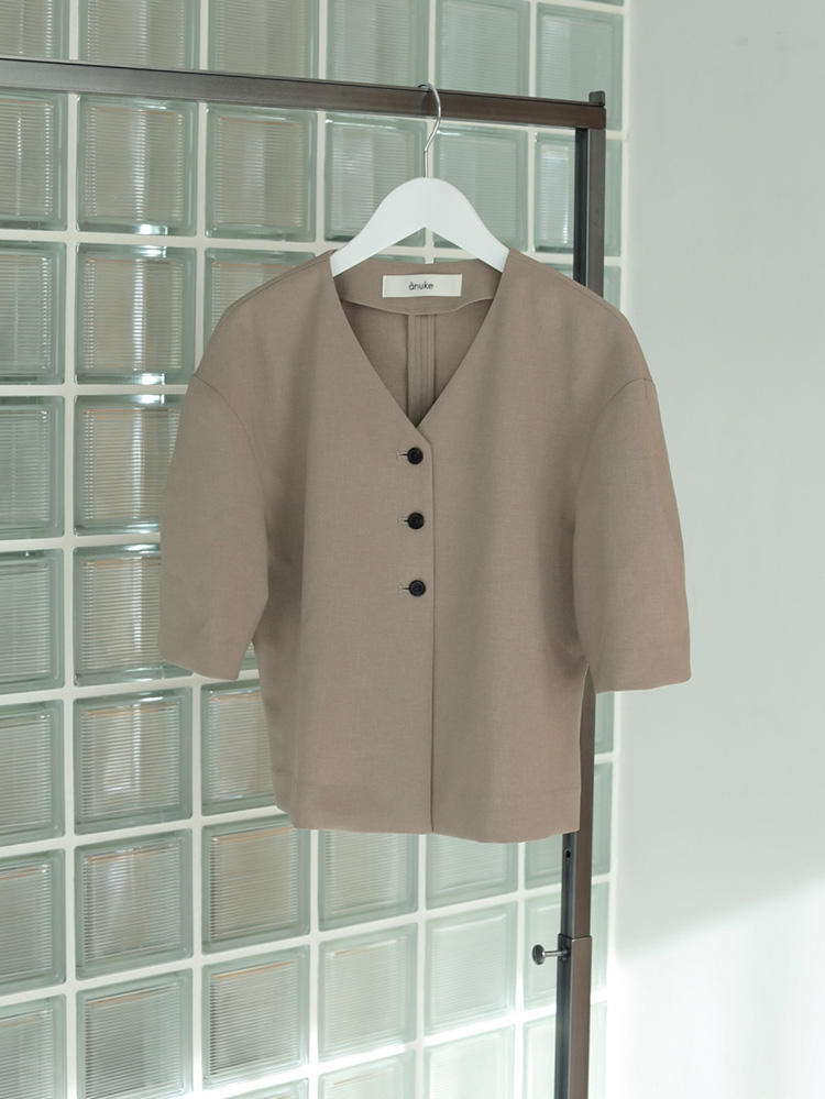 anuke（アンヌーク） 【SALE】アンヌーク 即日発送 Vneck Compact