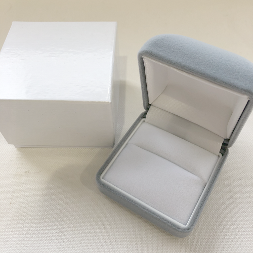 指輪ケース リングケース ピンク ブラック 黒 外箱付き あすつく対応