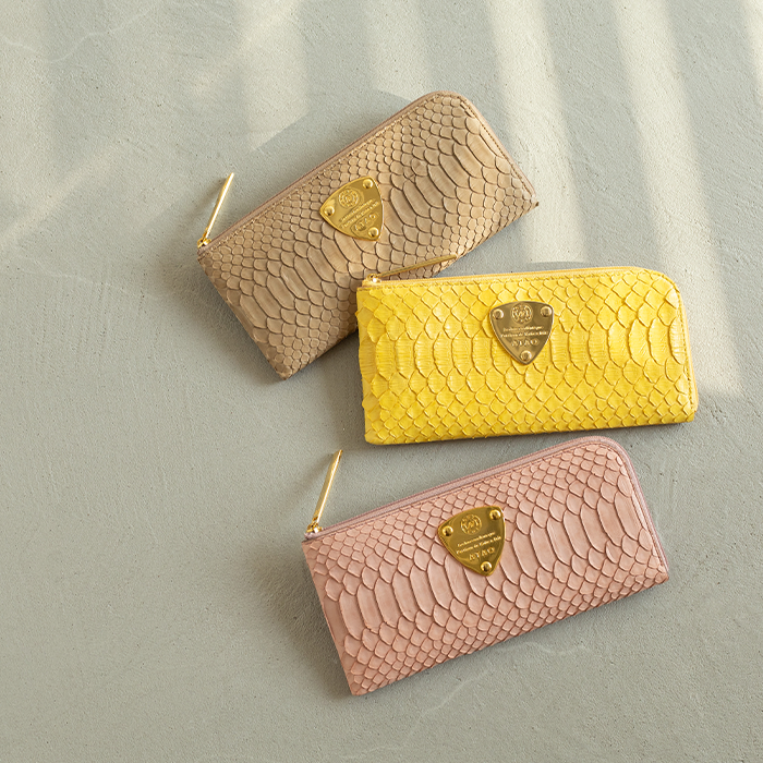 ATAO（アタオ） ATAO公式 limo(リモ)パイソン パイソンレザーの火付け