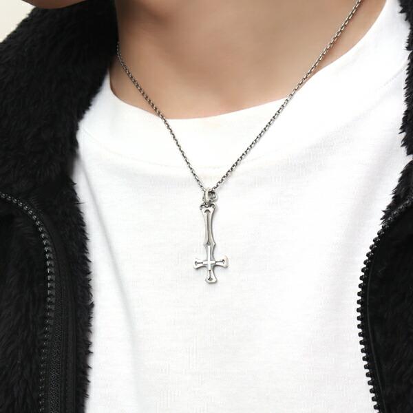 Mad Graffiti リベリアス クロス ペンダントトップ ネックレス