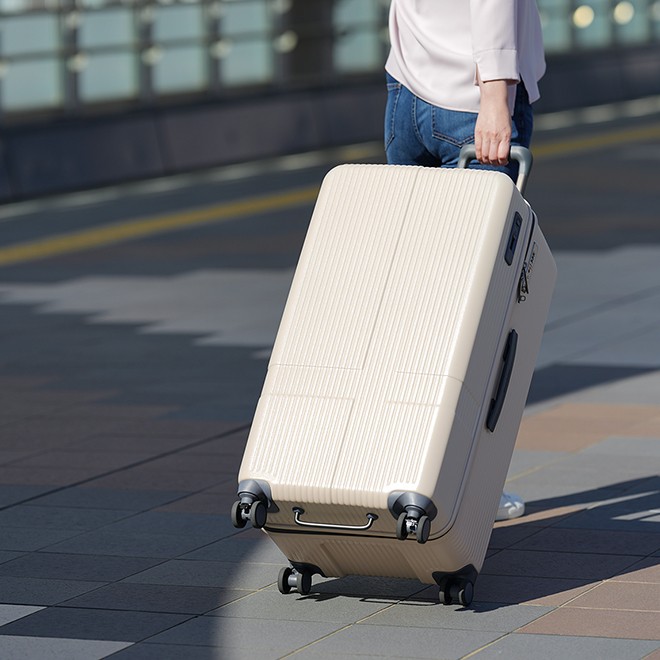 innovator（イノベーター） ハードジップキャリー 75L : セレクト