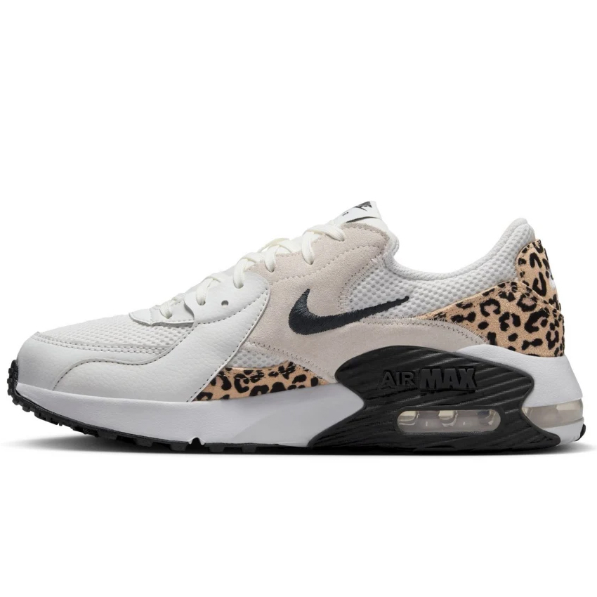 NIKE（ナイキ） 女性 レディース シューズ スニーカー W AIR MAX EXCEE