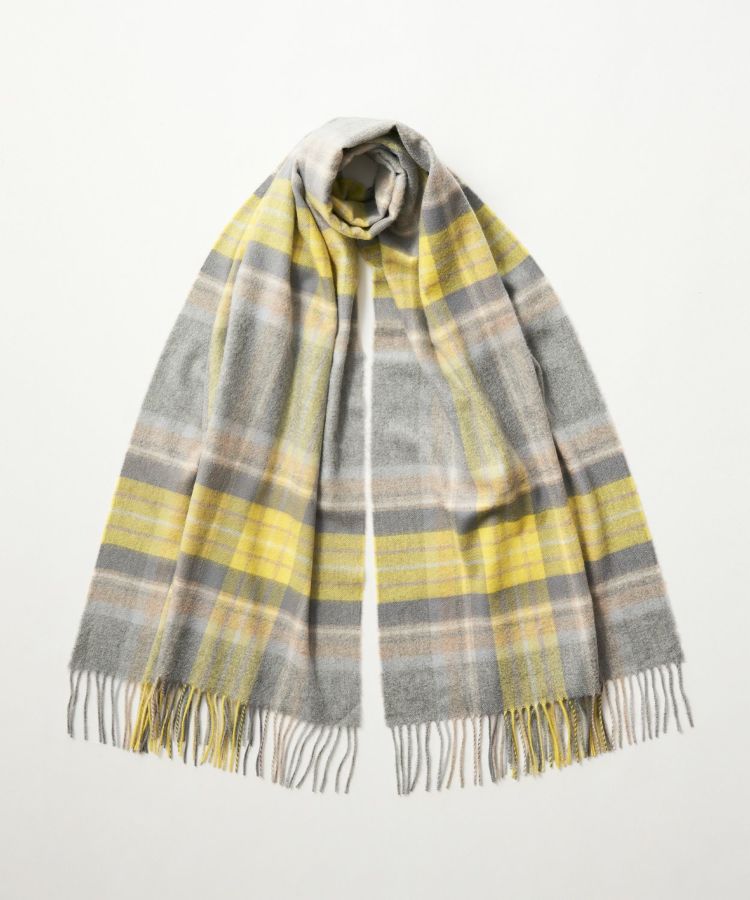 Johnstons of Elgin（ジョンストンズ オブ エルガン） イニシャル刺繍