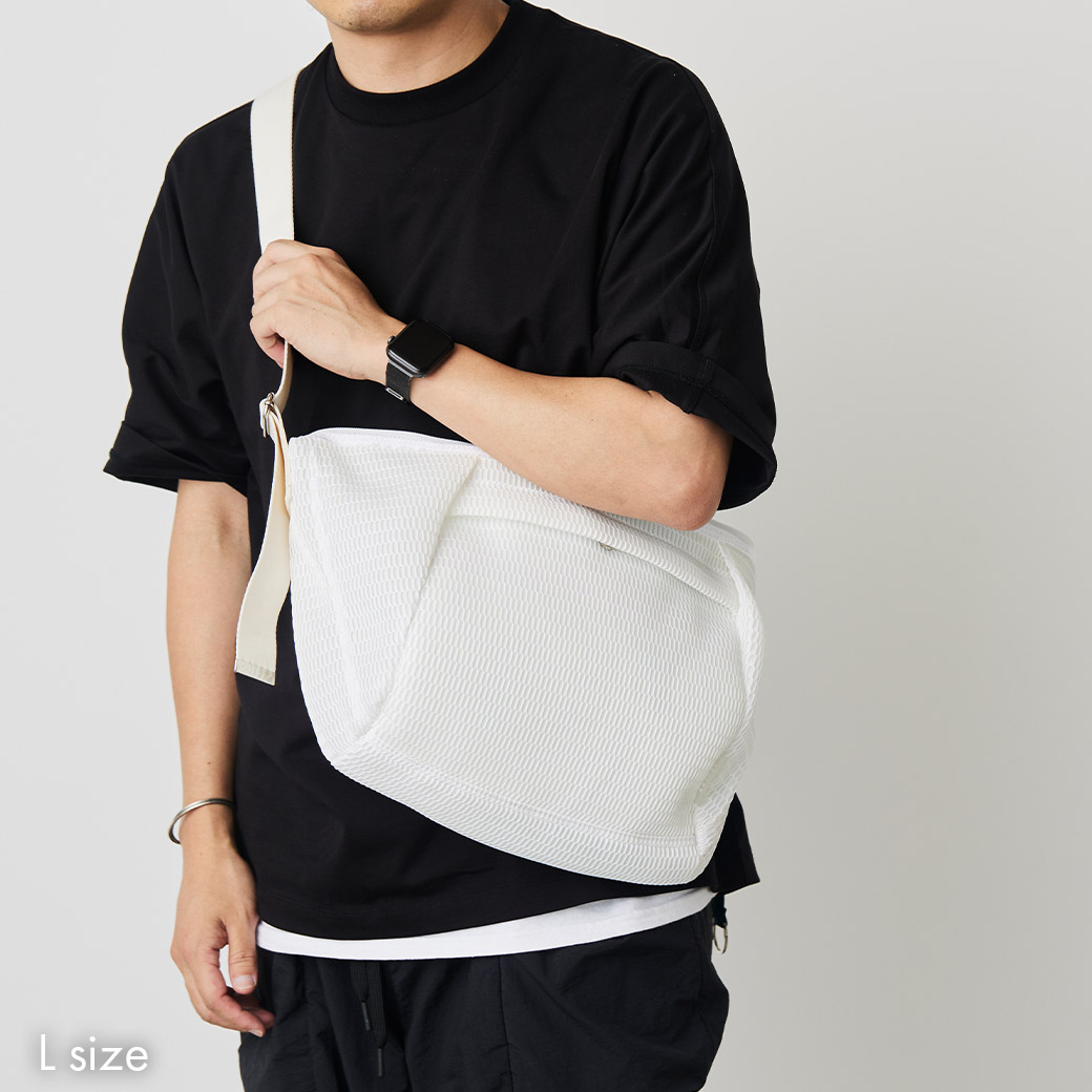 EDITA.（エディータ） ショルダーバッグ メンズ 大容量 軽量 A4対応 肩