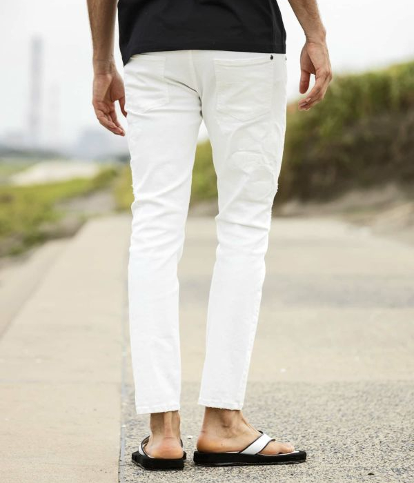 1PIU1UGUALE3 RELAX カモ柄刺繍ダメージデニムパンツ メンズ ジーンズ