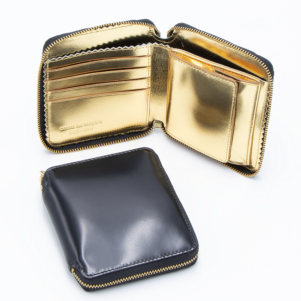 COMME des GARCONS（コムデギャルソン） ラウンドファスナー財布