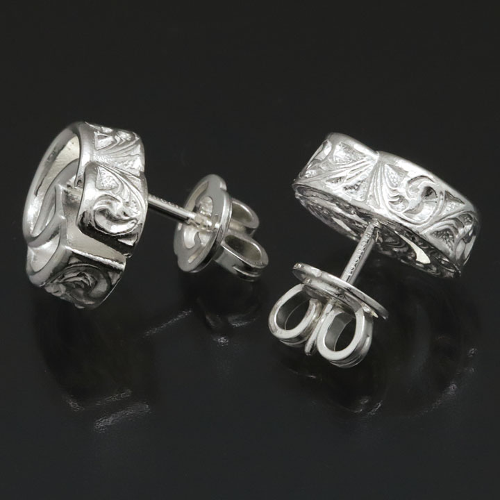 GUCCI（グッチ） ピアス スタッズピアス シルバー アクセサリー