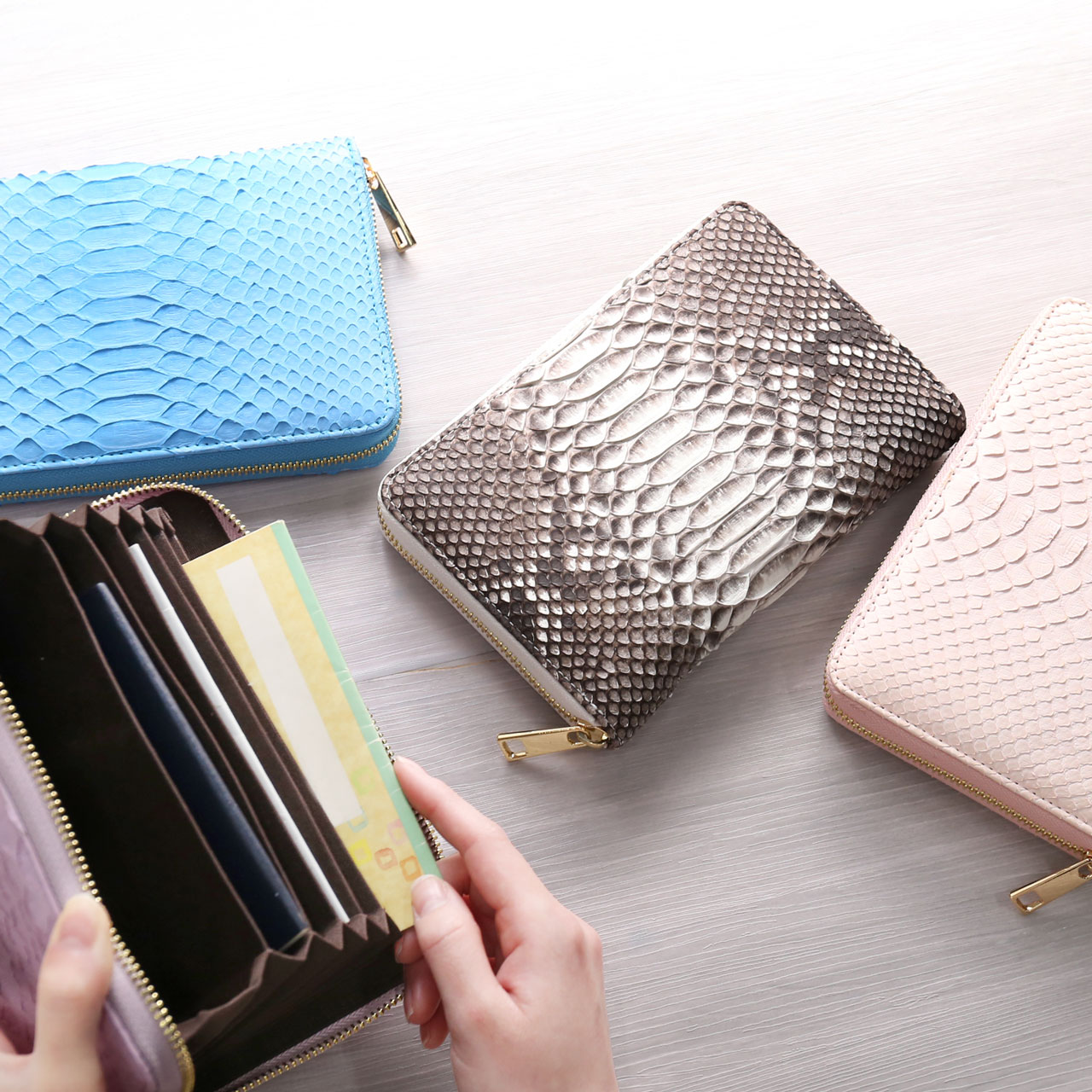 sankyo shokai（三京商会） ダイヤモンド パイソン 通帳ケース