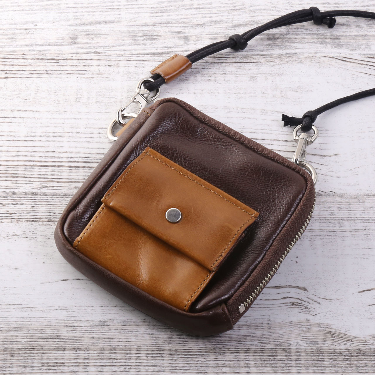 Jamale（ジャマレ） ＜爆買＞Jamale 日本製 牛革 スマホポーチ ネック