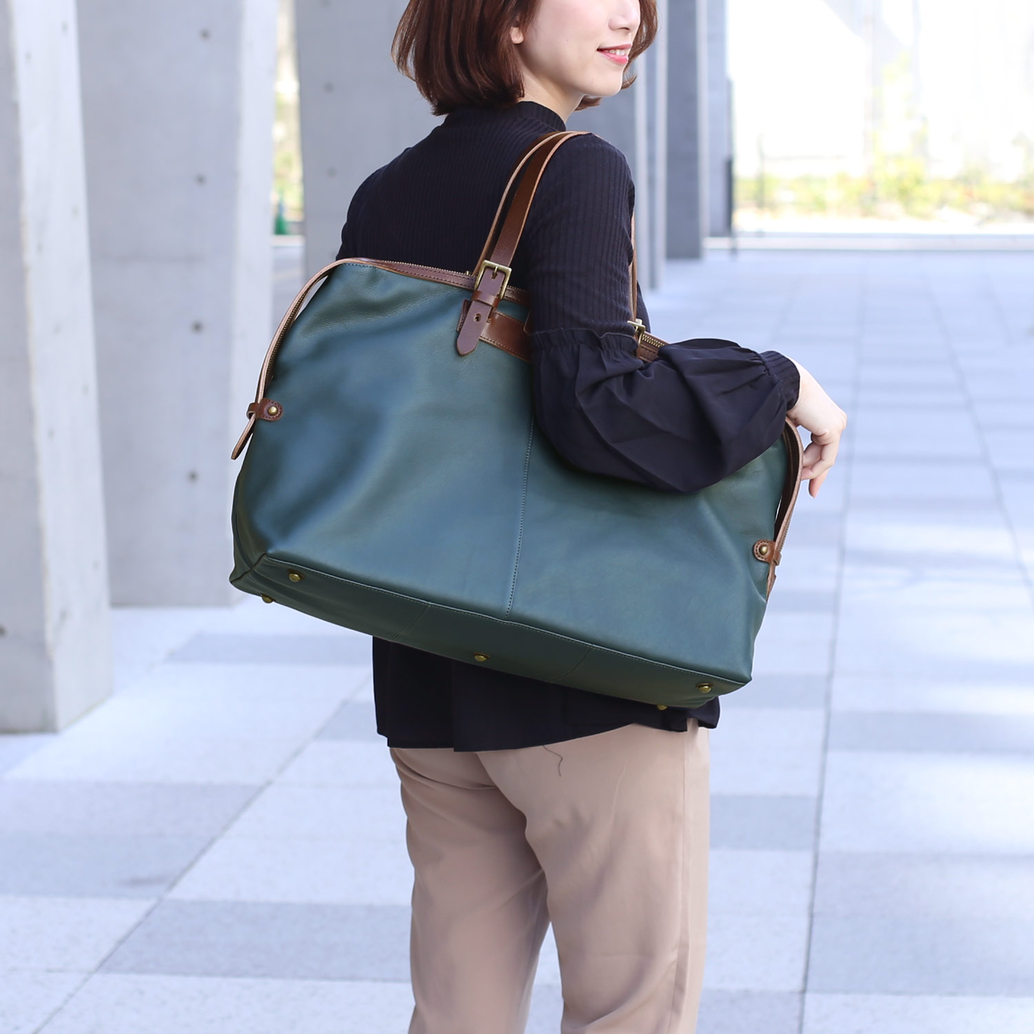 HALEINE アレンヌ ボストンバッグ ネイビー部分ヌメ革ユニセックス 美